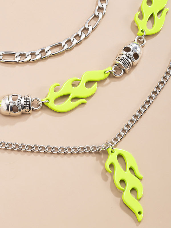 Collar multicapa geométrico con calavera de llama fluorescente