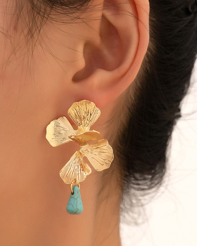 Pendientes vintage con flores de color turquesa