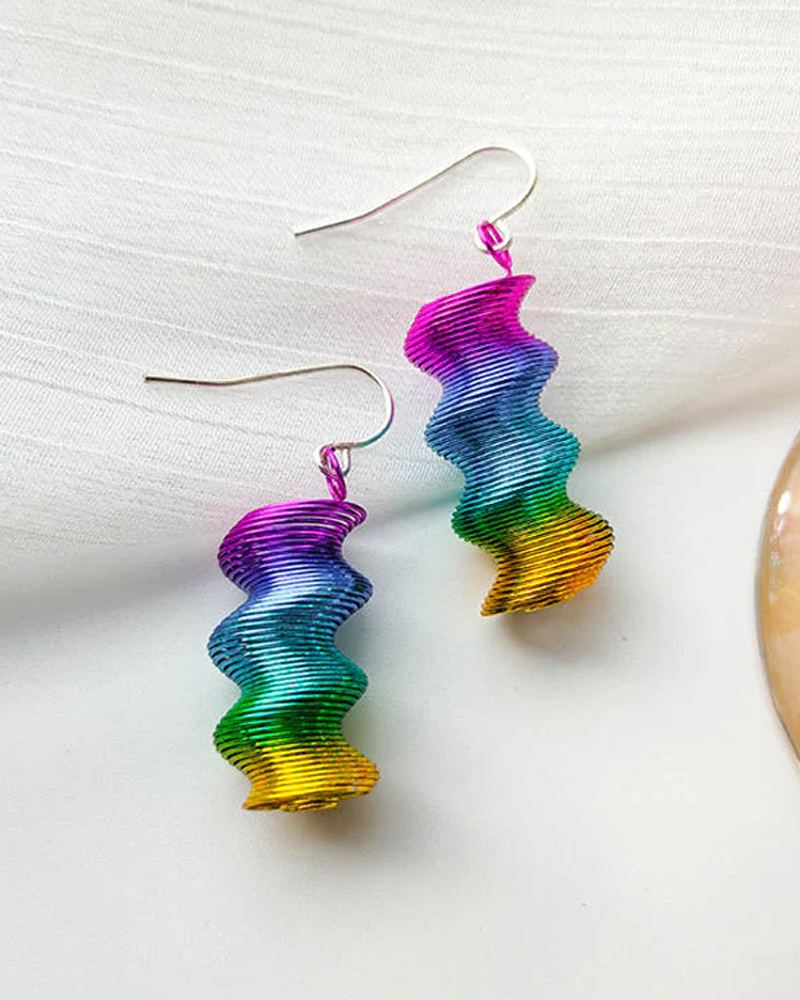 PENDIENTES CON ESTILO DEGRADADOS DE COLORES EN ESPIRAL